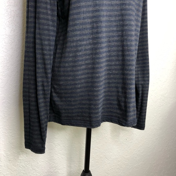 Cabi Odyssey gray navy stripe turtleneck knit tunic top size Extra Large XL 3225 - Picture 4 of 16